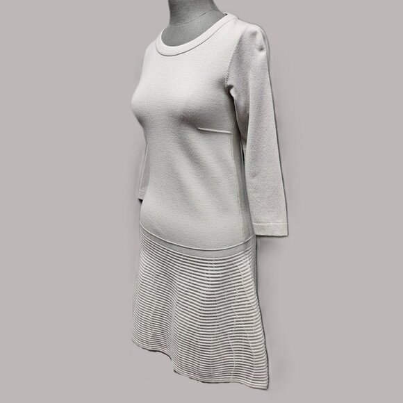 D. Exterior Three Quarter Knit Dress - Picture 3 of 4